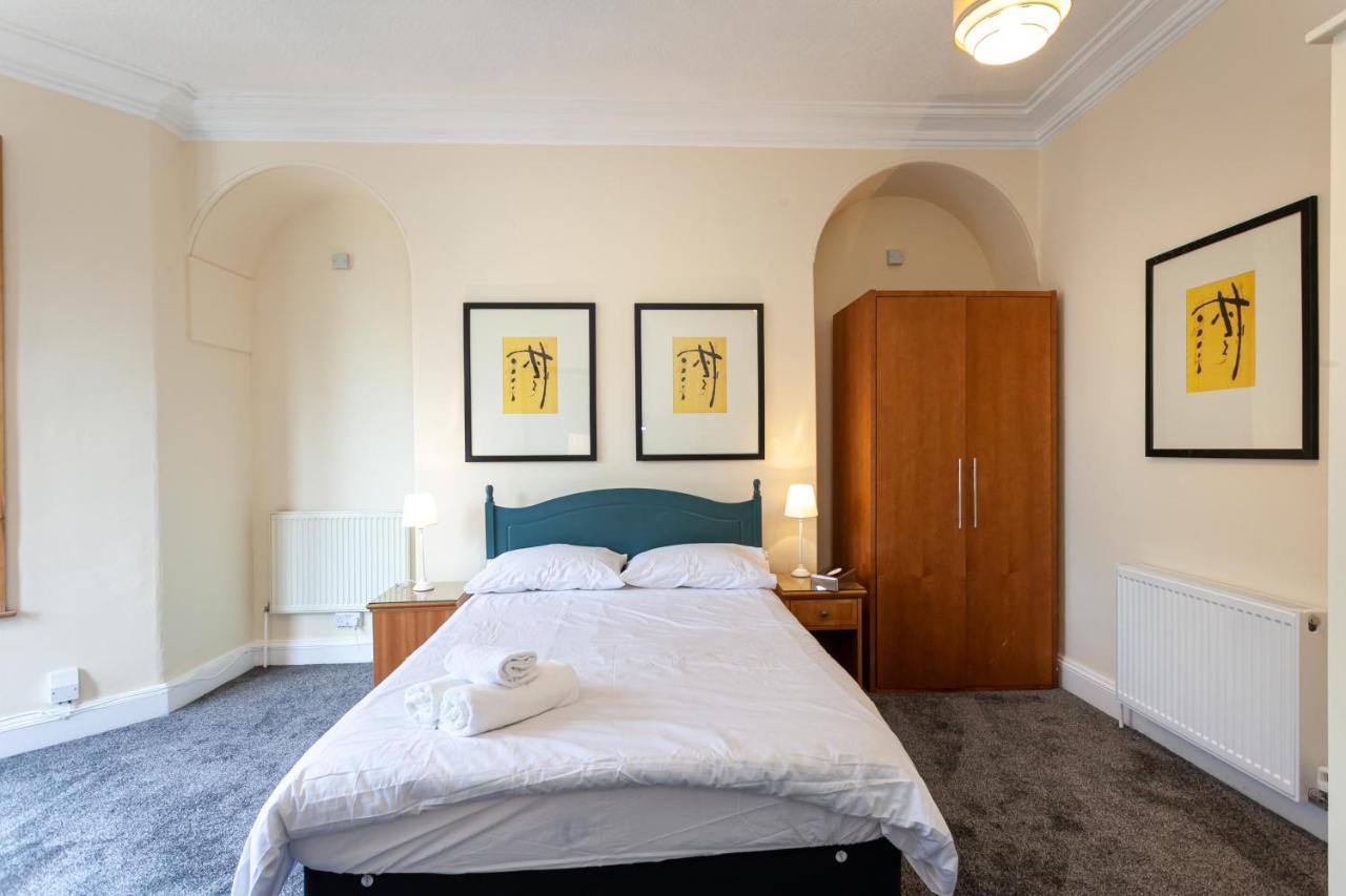 Townhouse No 12 Otel Huddersfield Dış mekan fotoğraf