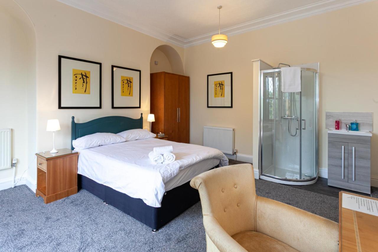 Townhouse No 12 Otel Huddersfield Dış mekan fotoğraf