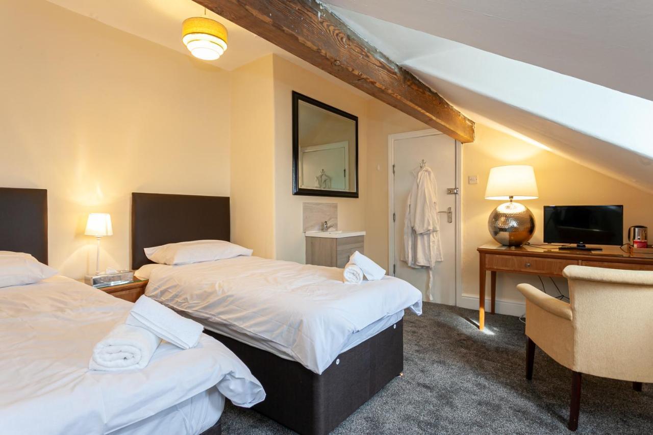 Townhouse No 12 Otel Huddersfield Dış mekan fotoğraf