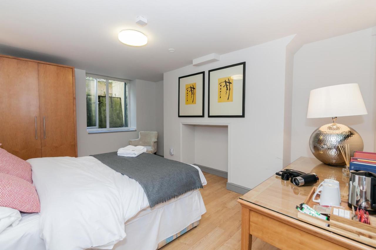 Townhouse No 12 Otel Huddersfield Dış mekan fotoğraf