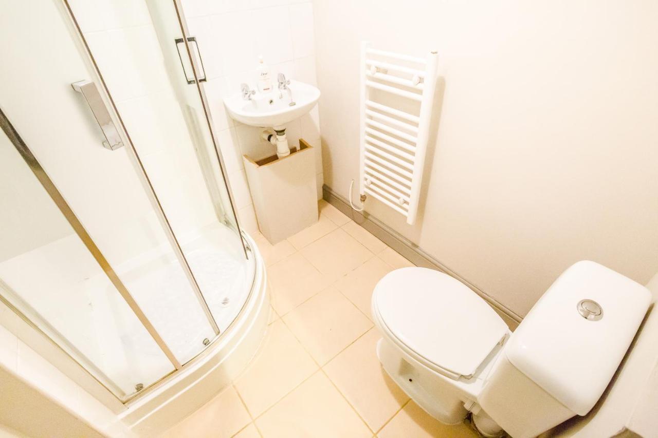 Townhouse No 12 Otel Huddersfield Dış mekan fotoğraf